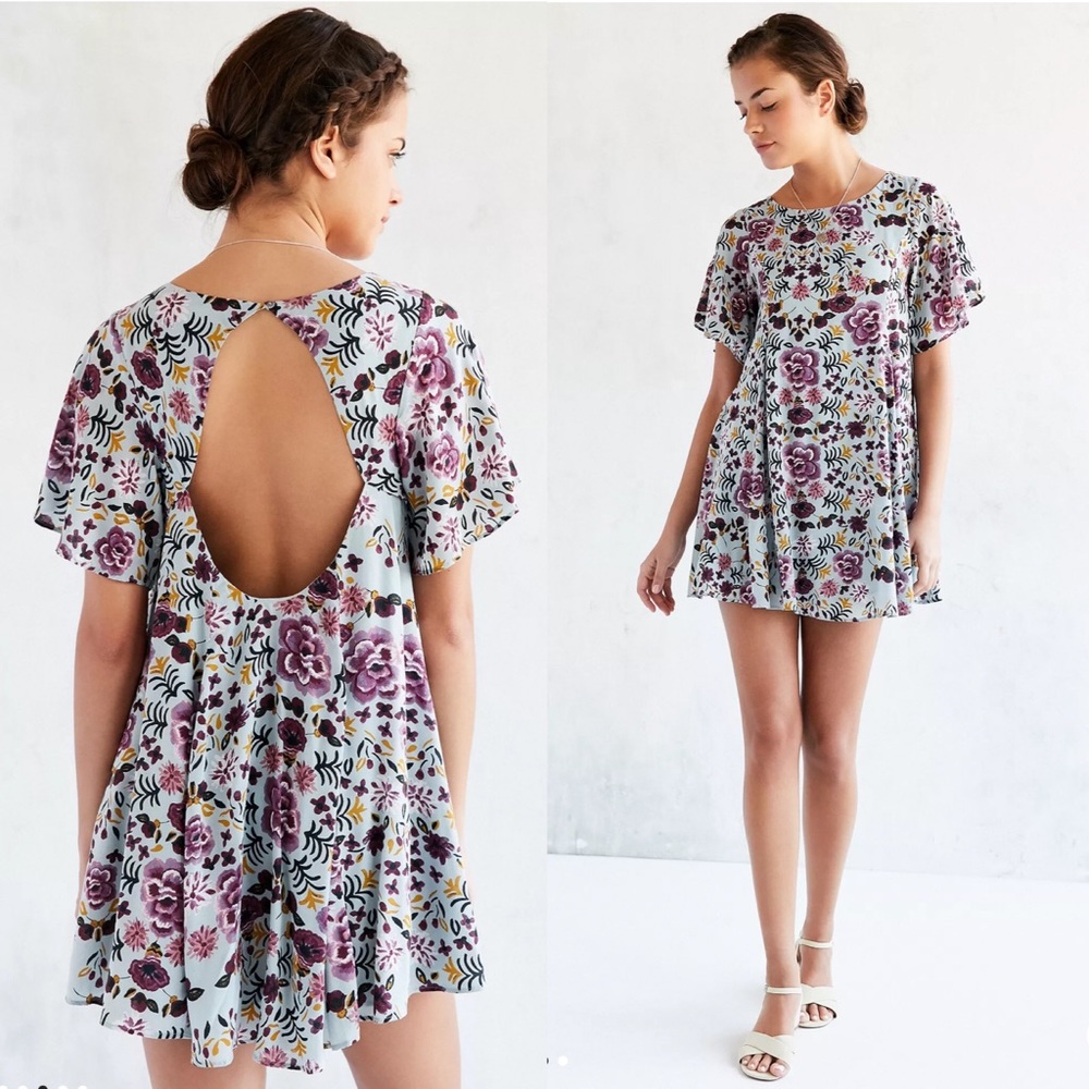 KIMCHI BLUE Floral Open Back Swing Dress